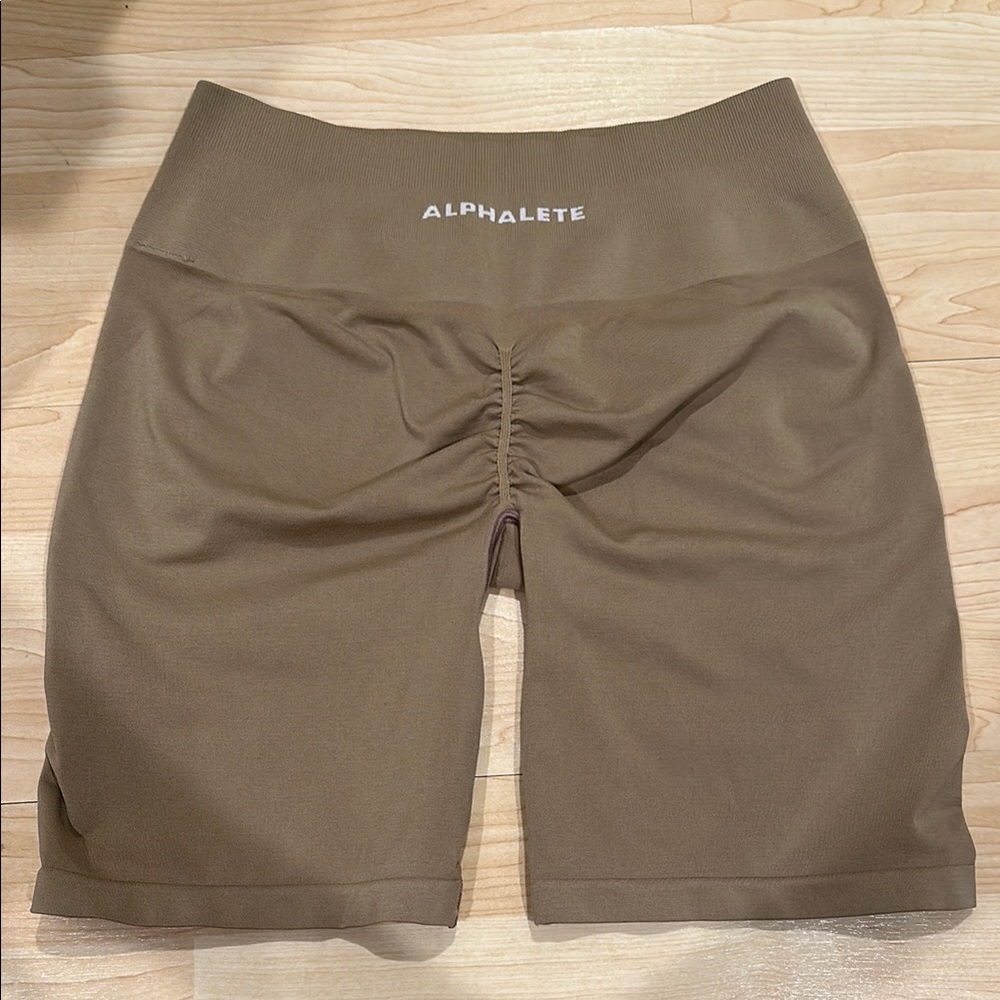 Alphalete Amplify Shorts